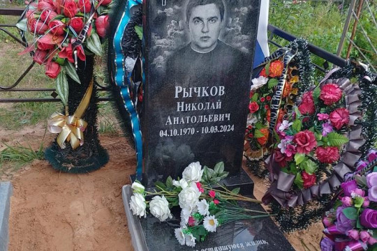 Изготовление, установка памятников и оград 